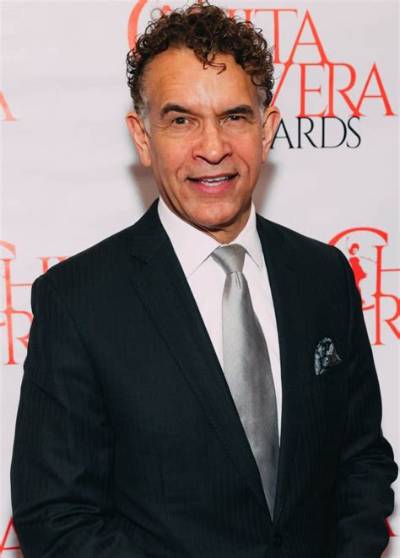 Brian Stokes Mitchell Biography, Age, Height, Wife, Net Worth, Family
